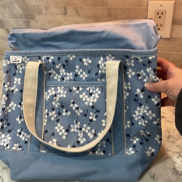 Draper James Lands-End collaboration Medium tote chambray blue - new and unused - Picture 8 of 10